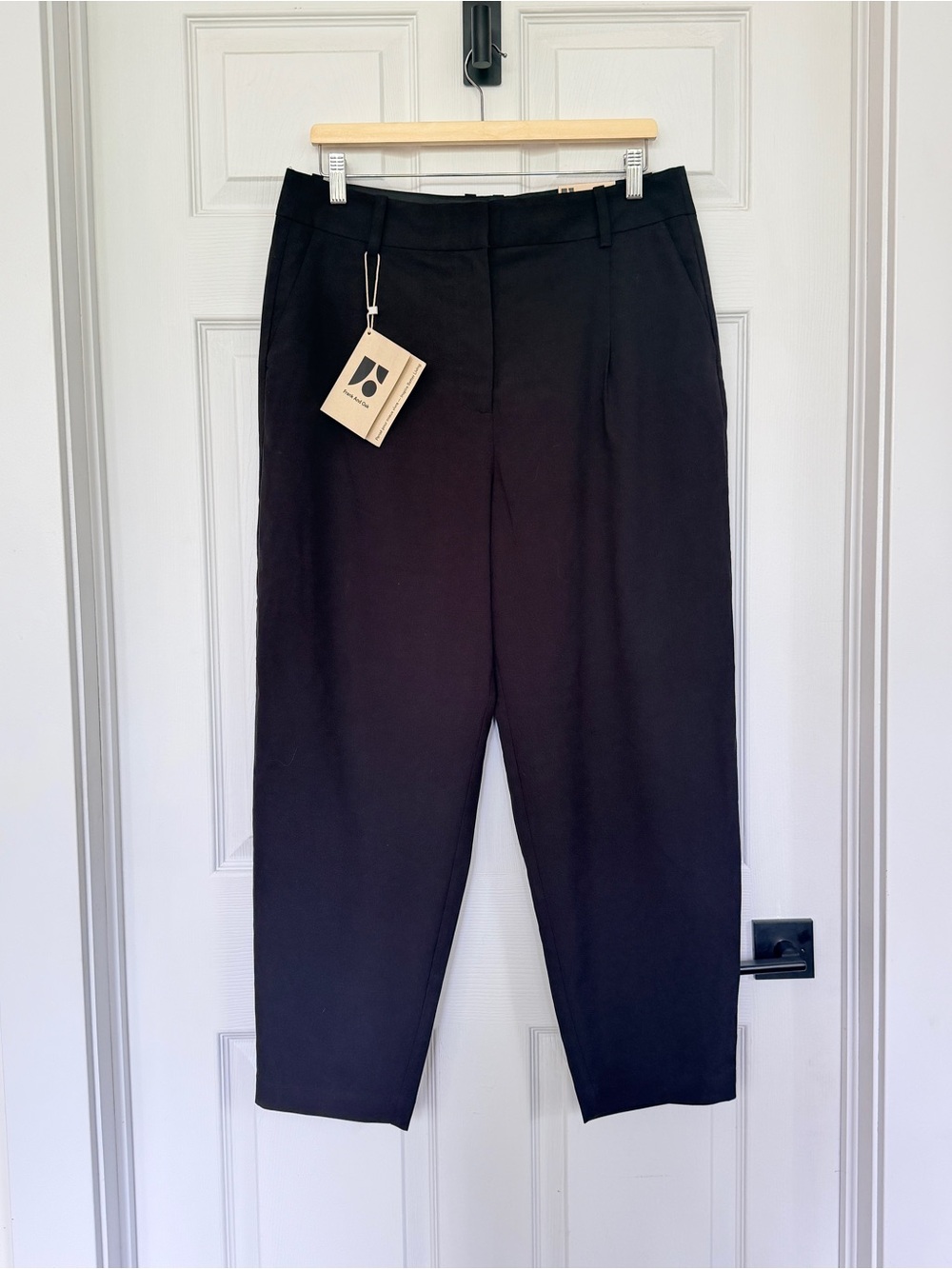 Frank and Oak Women’s Amelia Balloon Fit Dress Pants